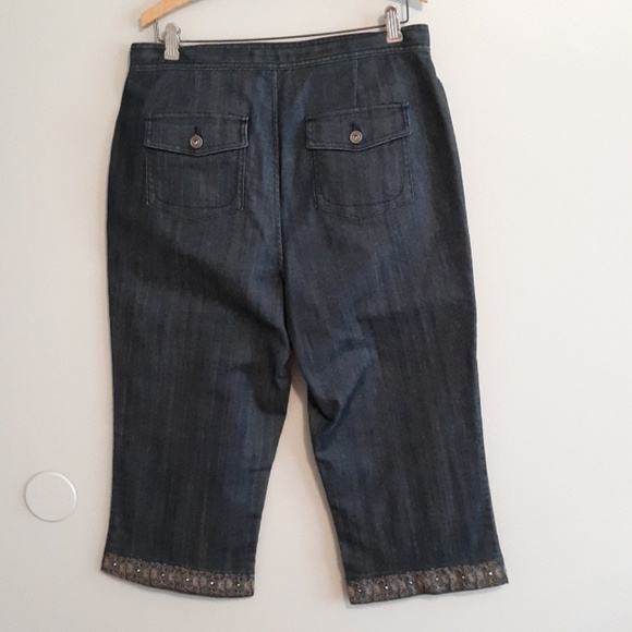 Christopher & Banks Dark Wash Denim Capri … - Picture 2 of 7